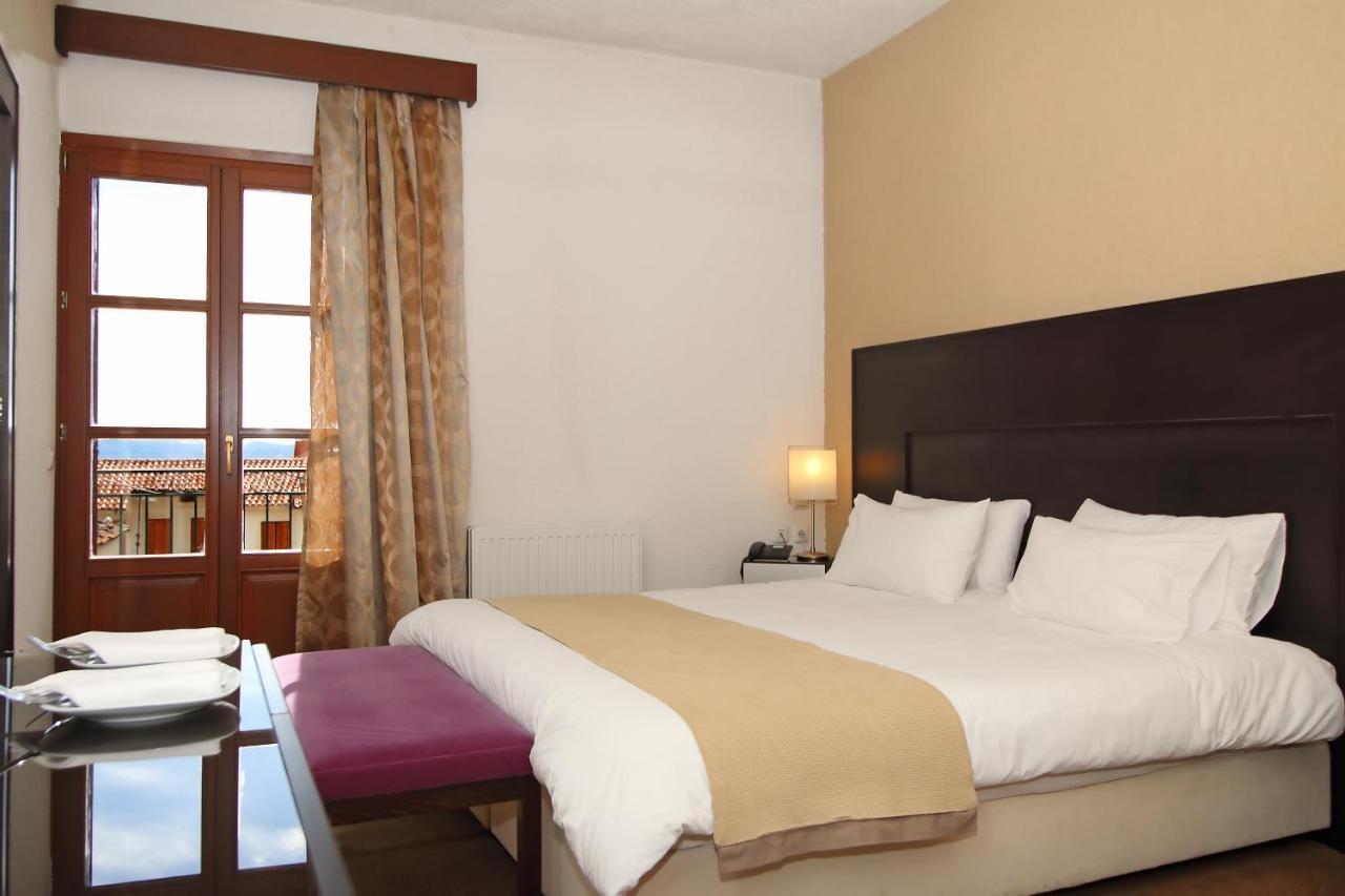 אראחובה Boutique Hotel Parnassia מראה חיצוני תמונה
